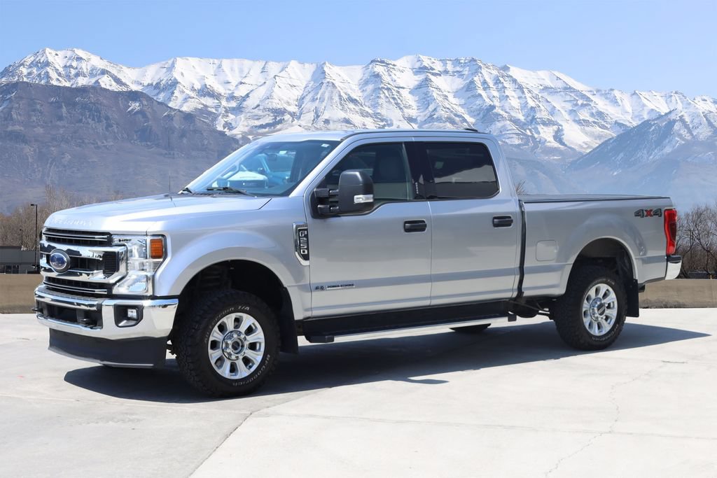 Used 2022 Ford F250 XLT w/ XLT Value Package AWD/4WD image 2