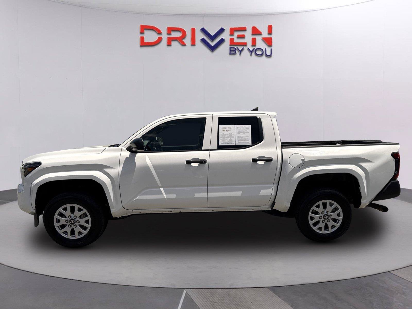Used 2025 Toyota Tacoma SR AWD/4WD image 6