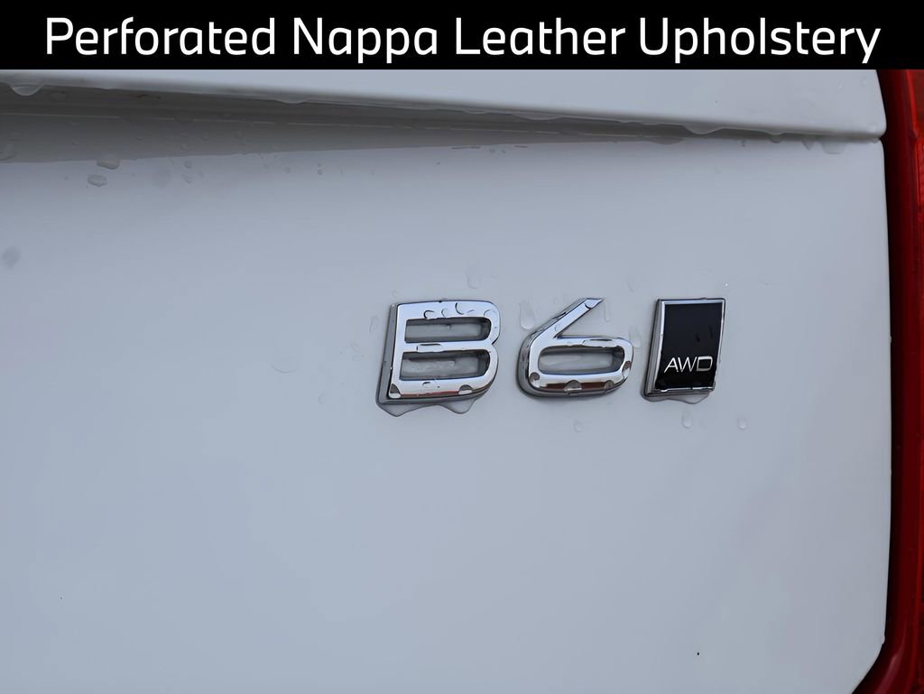 Used 2025 Volvo XC90 B6 Ultra w/ Protection Package Premier image 10