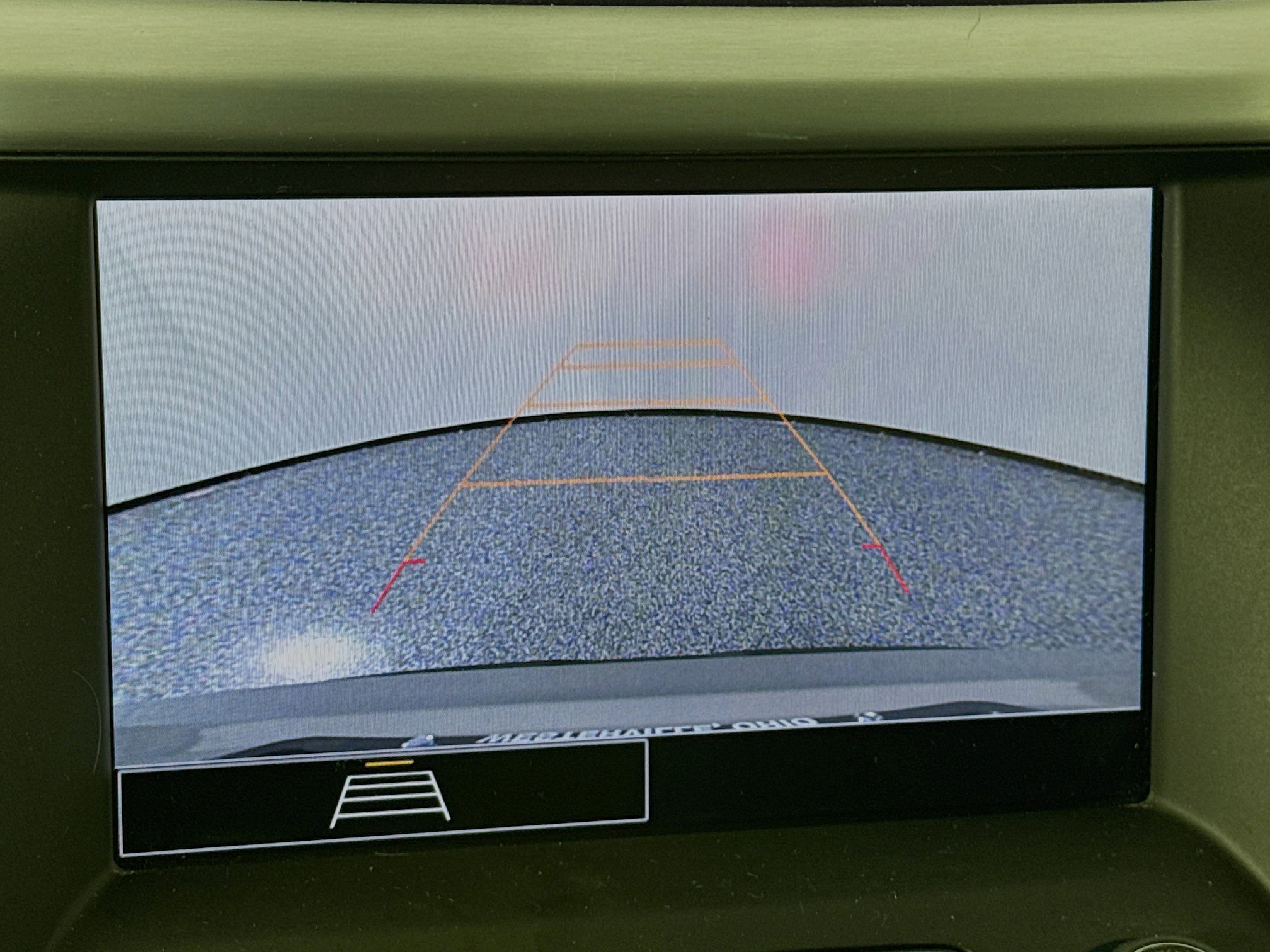 Used 2020 GMC Acadia SLE w/ Driver Convenience Package image 13