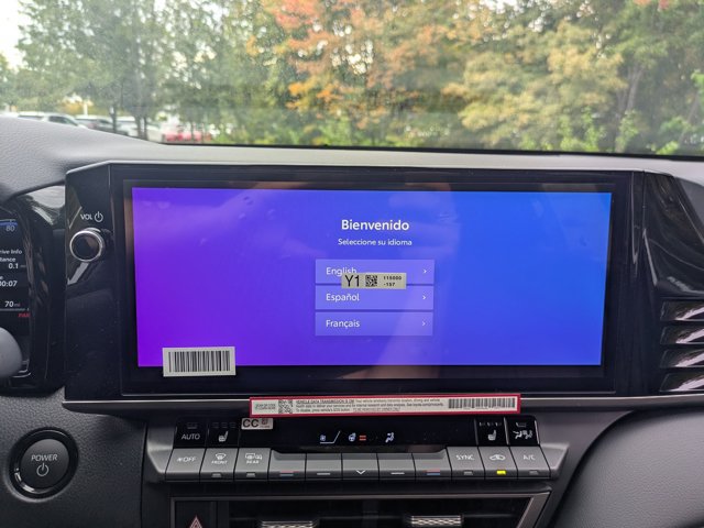 New 2026 Toyota Camry Hybrid AWD/4WD image 21
