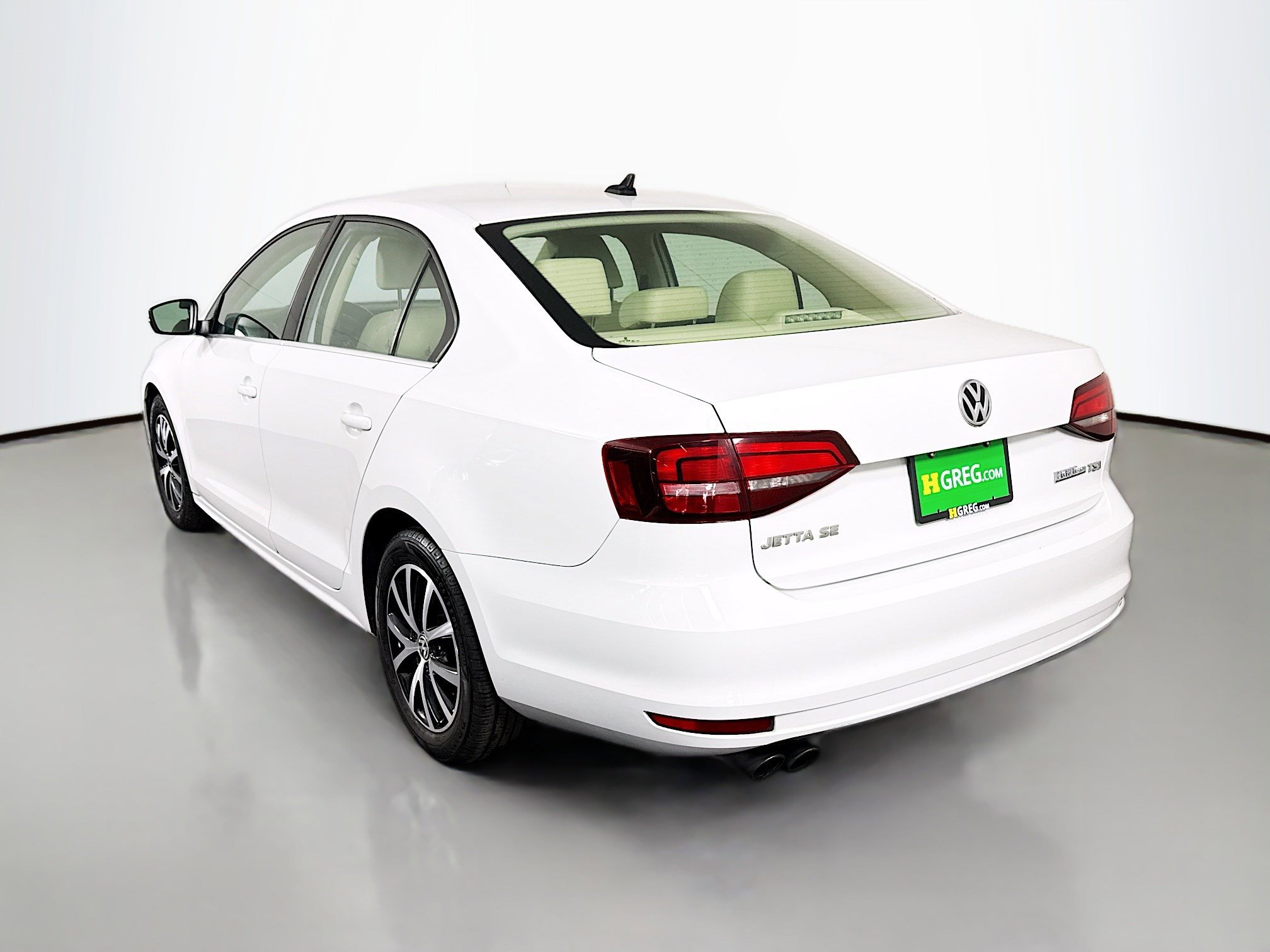 Used 2017 Volkswagen Jetta SE image 7
