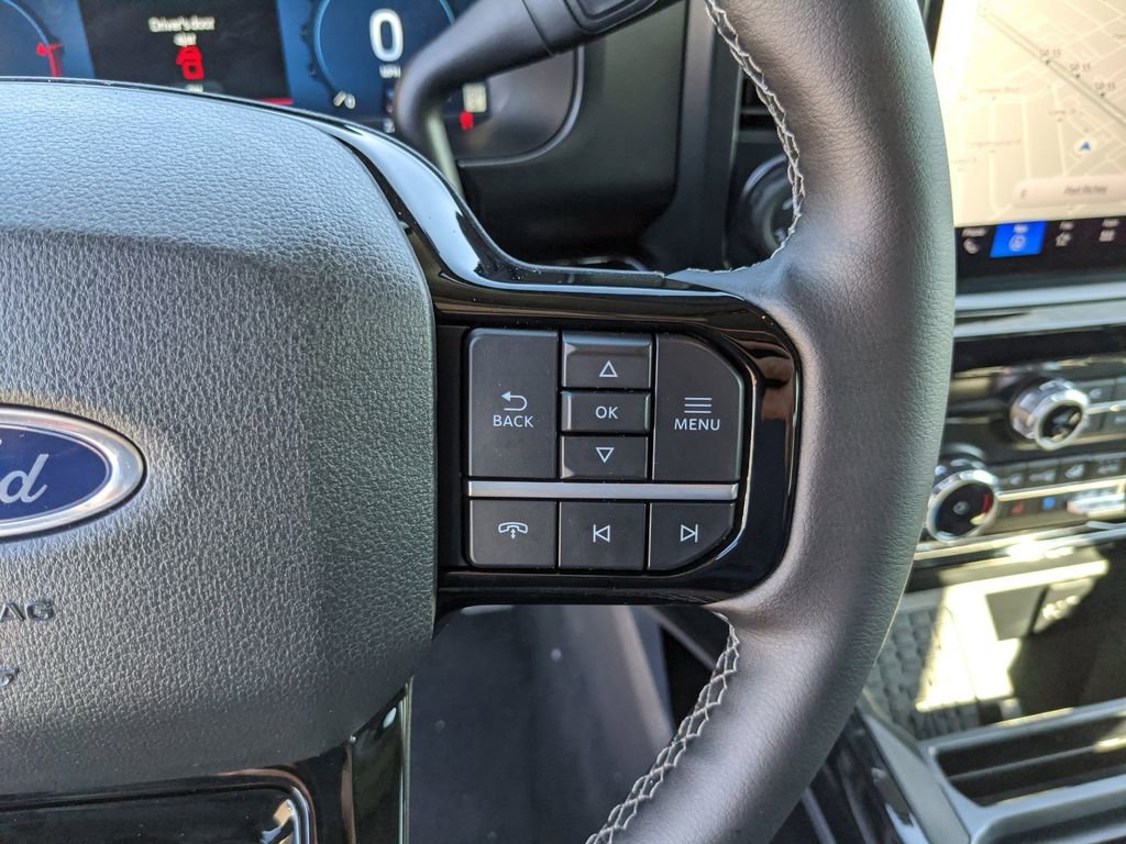 New 2026 Ford F250 Lariat w/ Black Appearance Package image 30