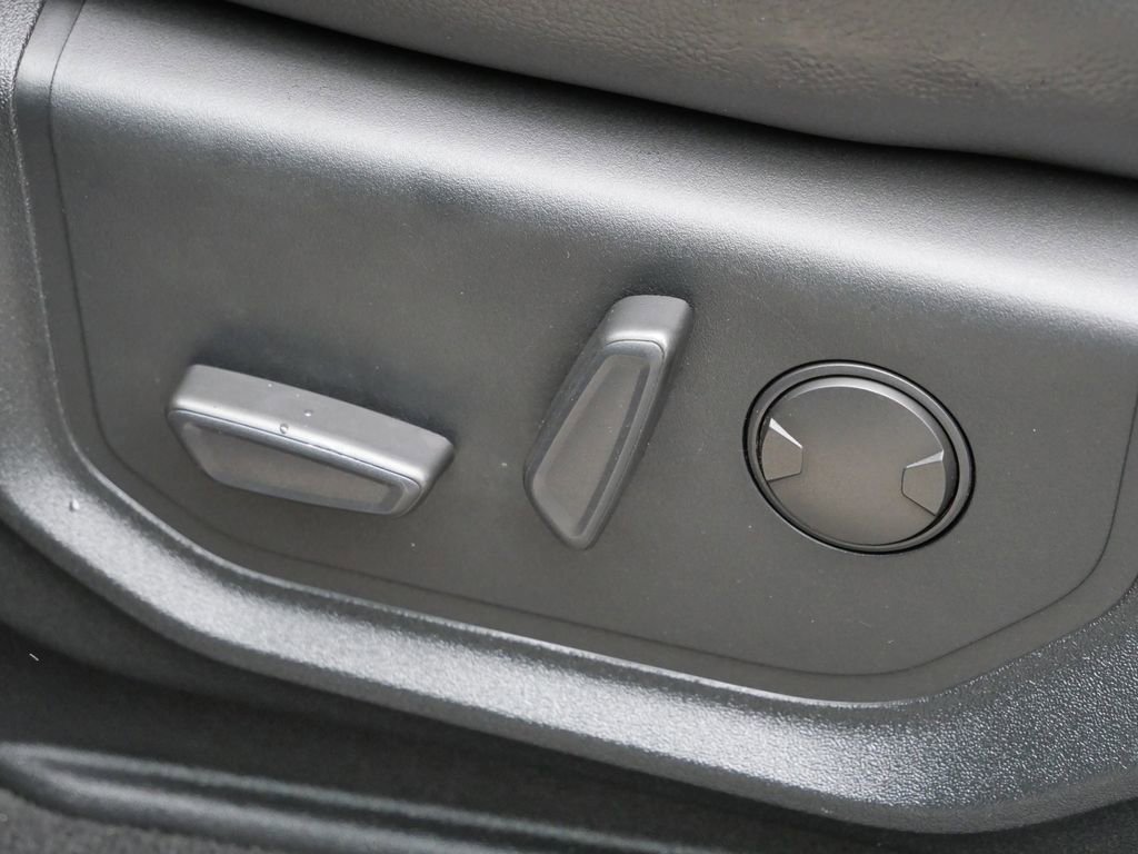 Used 2020 Ford F350 Lariat w/ Lariat Ultimate Package image 18