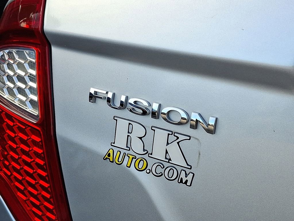 Used 2012 Ford Fusion SE image 5