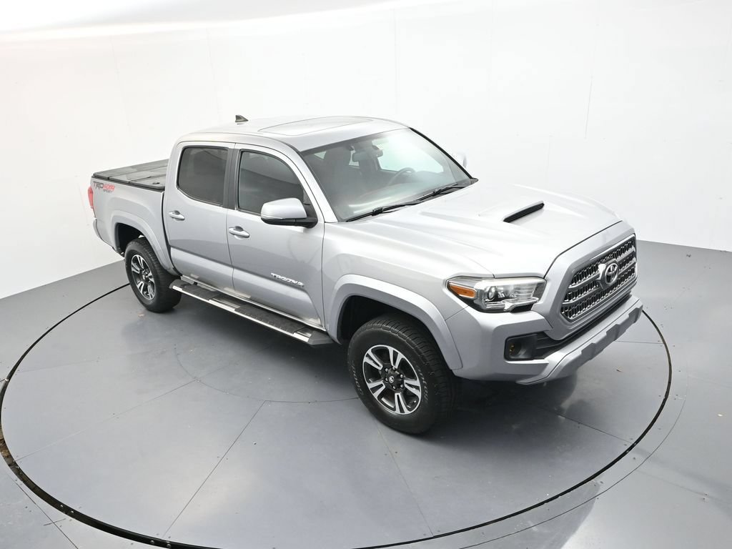 Used 2016 Toyota Tacoma TRD Sport w/ Premium & Technology Package AWD/4WD image 23