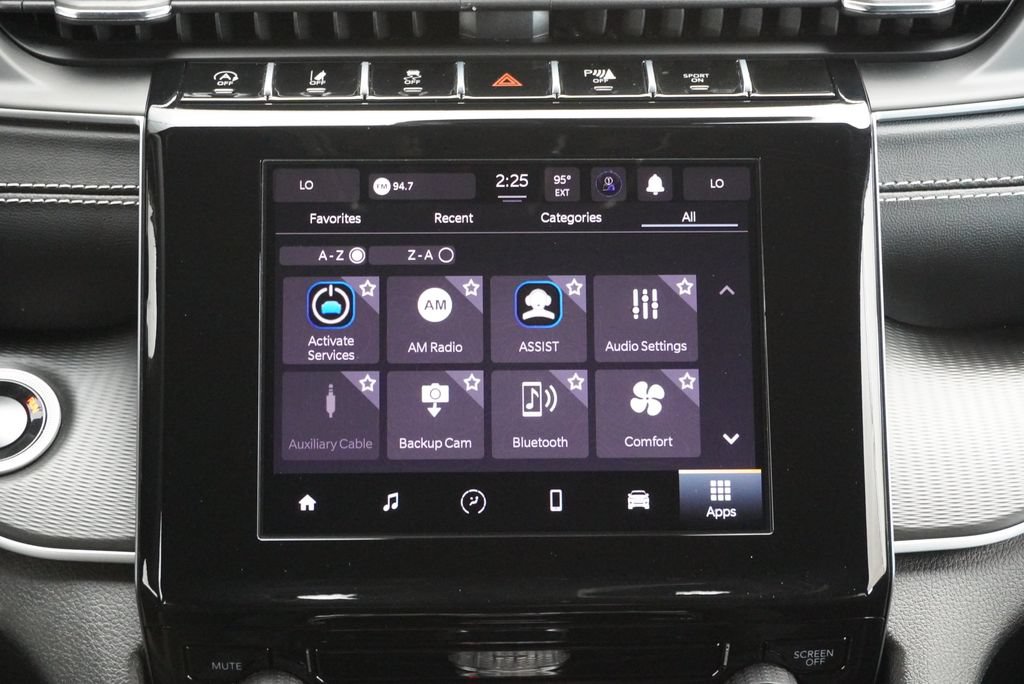 Used 2025 Jeep Grand Cherokee Laredo AWD/4WD image 14
