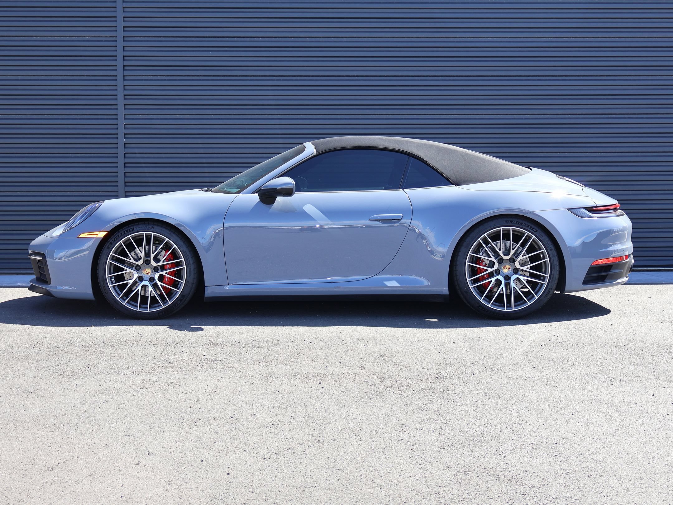 Certified 2023 Porsche 911 Carrera 4S AWD/4WD image 2
