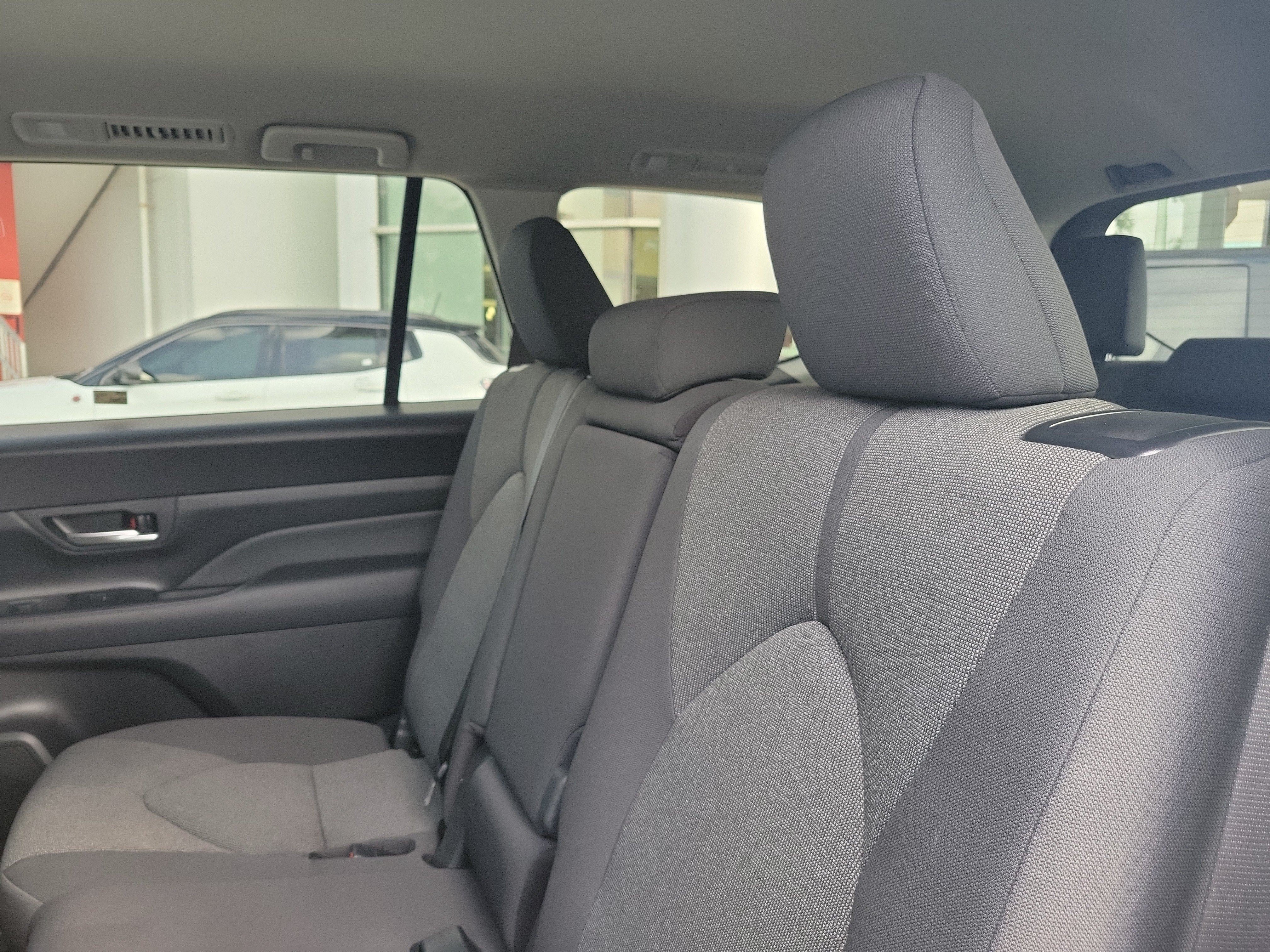 Used 2025 Toyota Grand Highlander FWD image 14