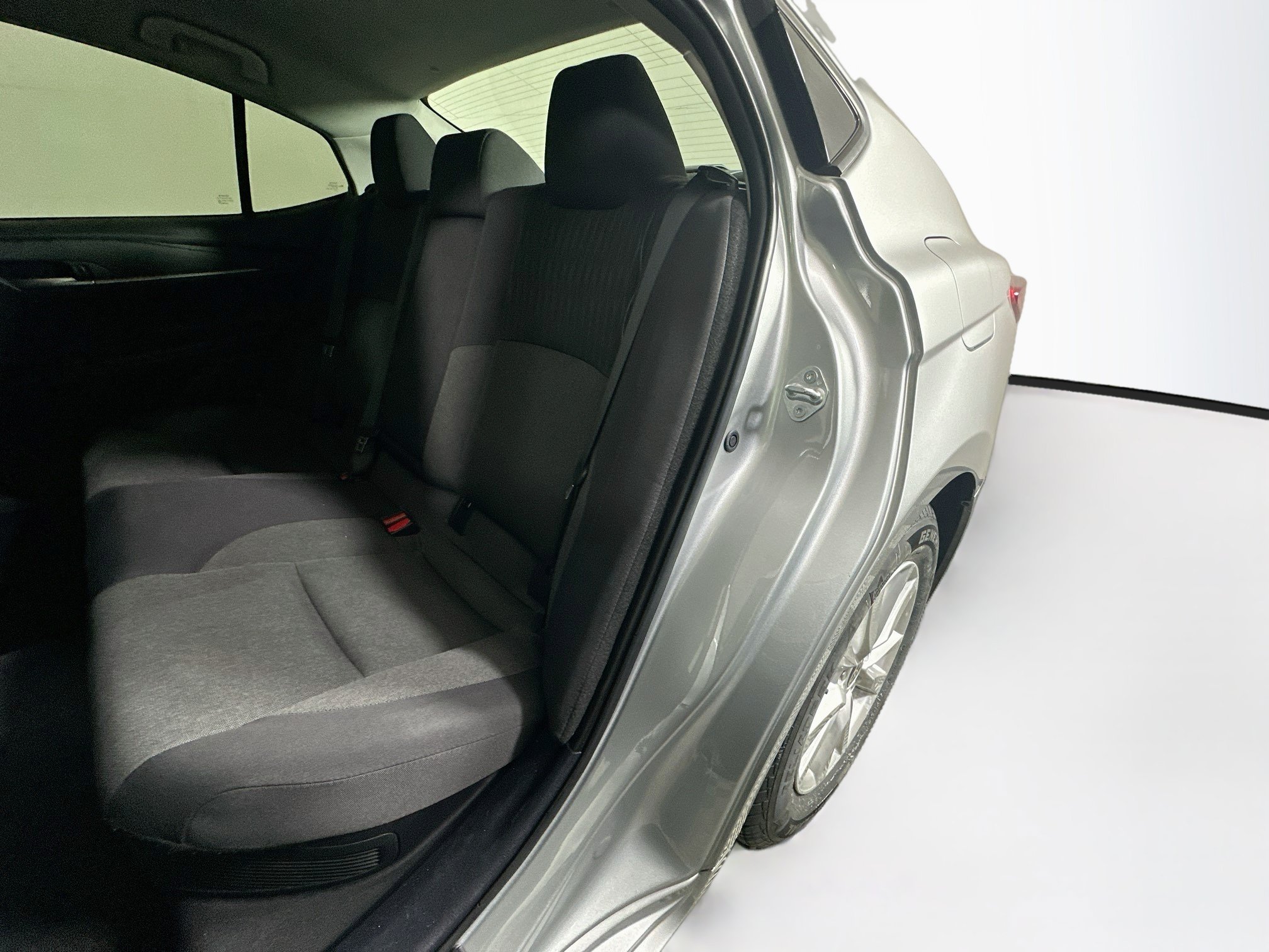 Used 2025 Toyota Camry LE w/ Convenience Package FWD image 26