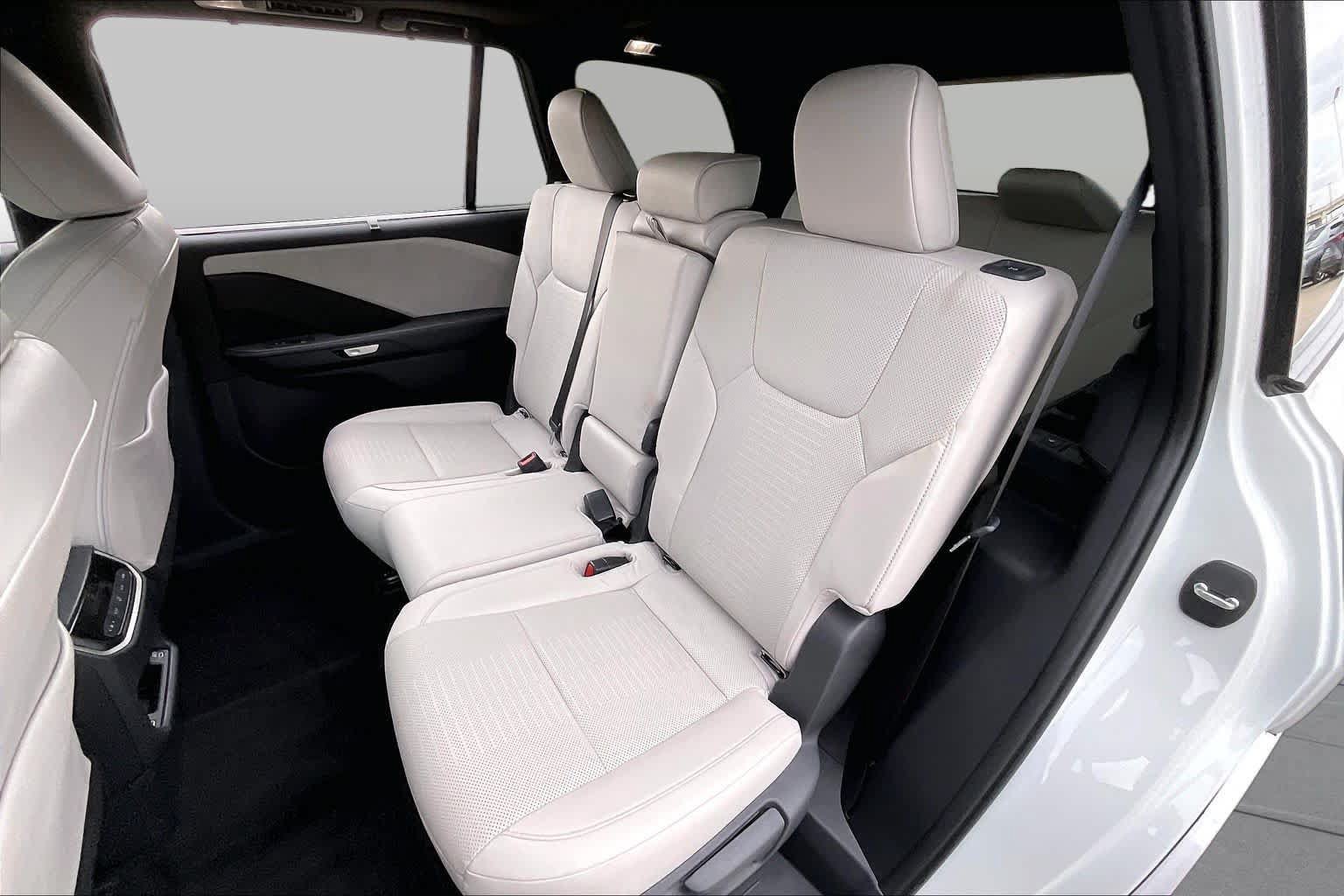 Used 2024 Lexus TX 350 FWD w/ Technology Package image 17