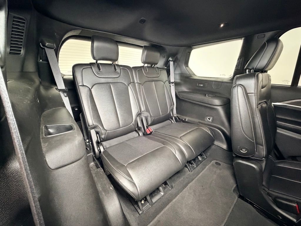 Used 2024 Jeep Grand Cherokee L Limited w/ Luxury Tech Group II AWD/4WD image 10