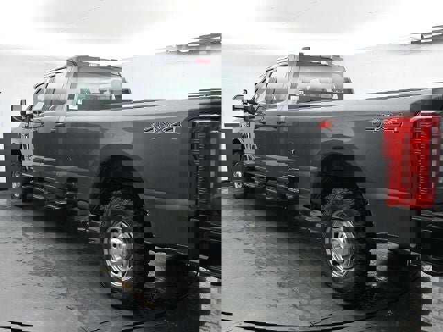 New 2026 Ford F250 XL w/ XL Off-Road Package image 8