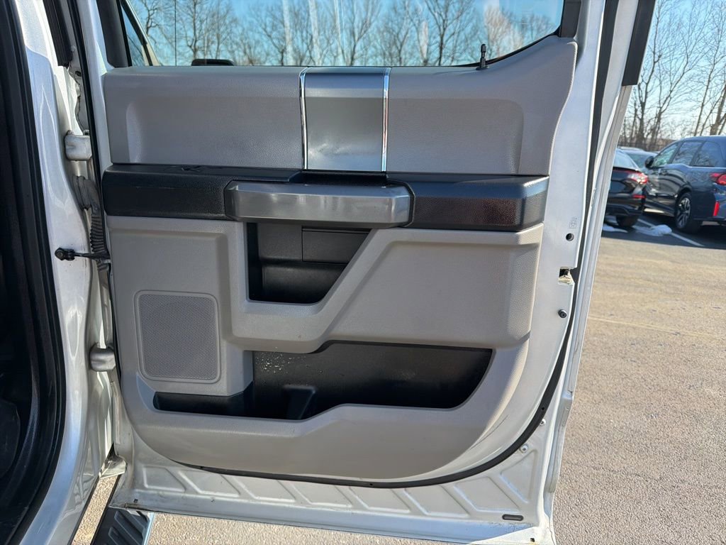 Used 2017 Ford F150 XLT w/ Equipment Group 301A Mid image 23