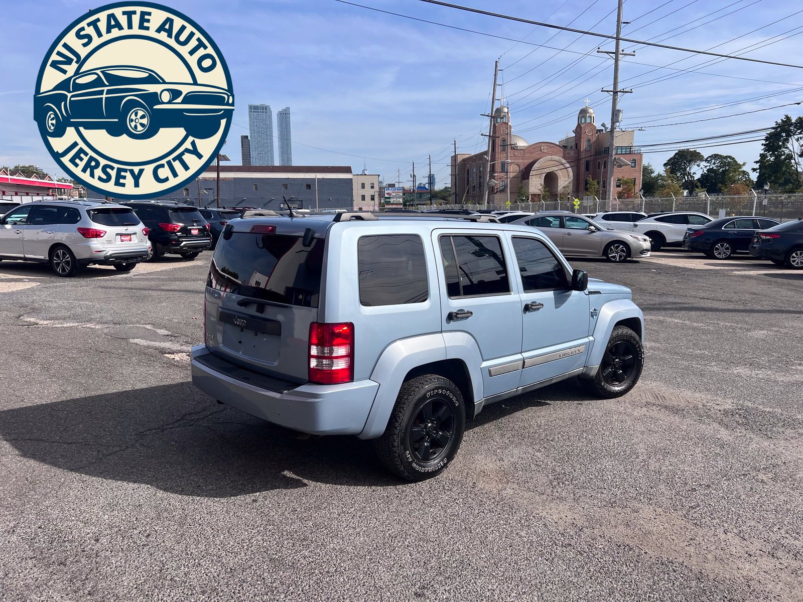 Used 2012 Jeep Liberty Arctic AWD/4WD image 6