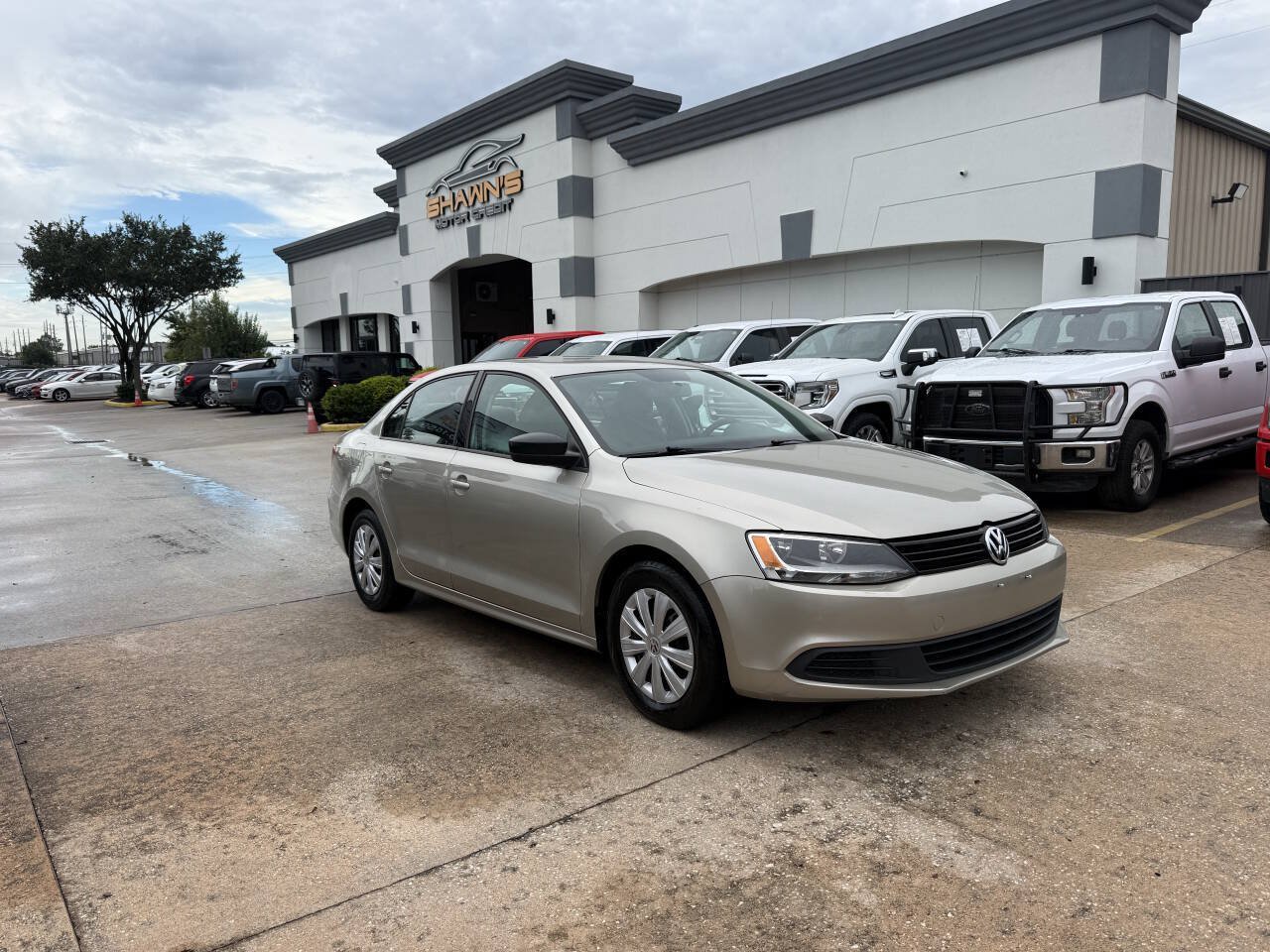 Used 2013 Volkswagen Jetta S FWD image 2