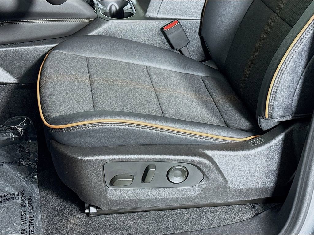 New 2026 GMC Canyon AT4 AWD/4WD image 18