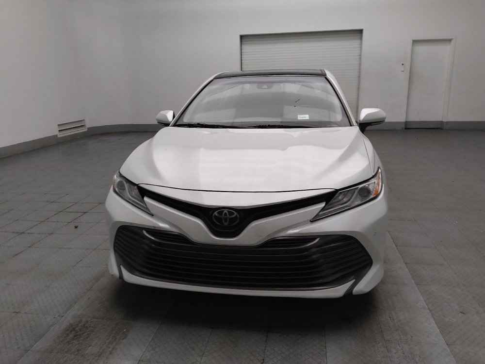 Used 2018 Toyota Camry XLE FWD image 15