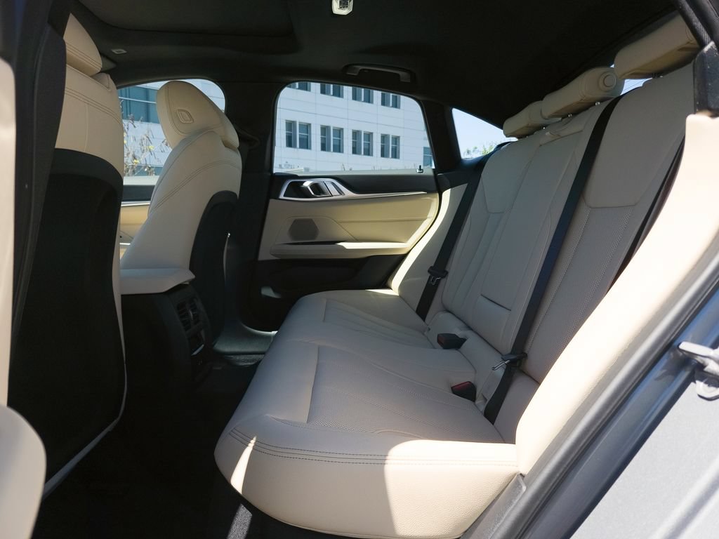 New 2026 BMW i4 eDrive40 w/ Parking Assistance Package RWD image 10