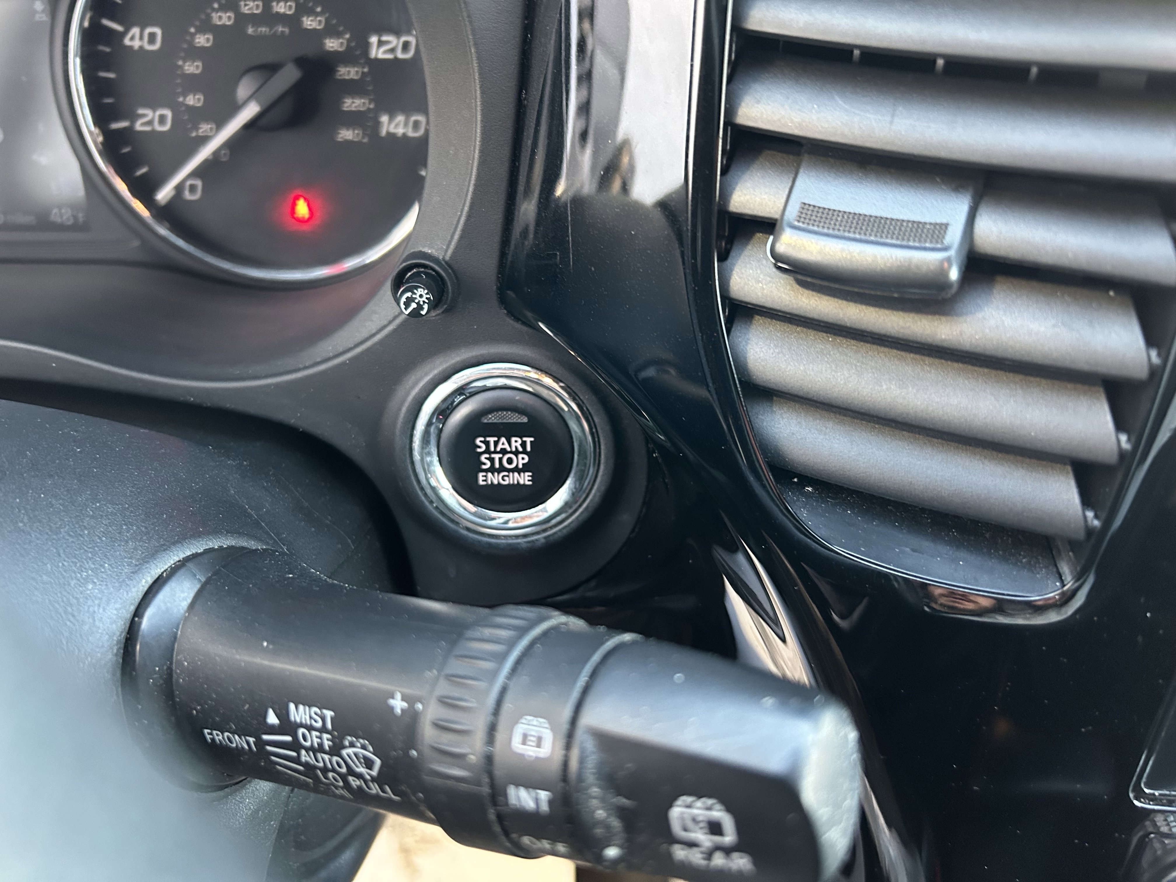 Used 2020 Mitsubishi Outlander LE image 31