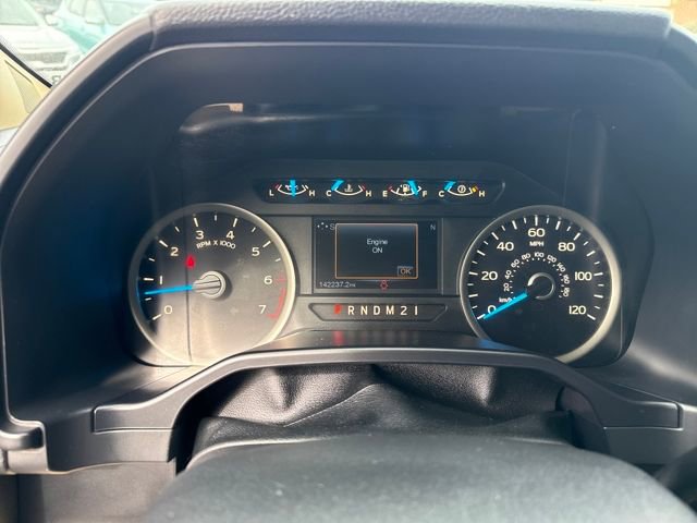 Used 2015 Ford F150 XLT w/ Equipment Group 302A Luxury image 11