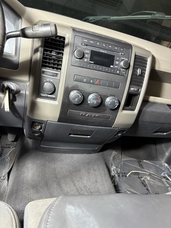 Used 2010 Dodge Ram 1500 Truck ST w/ ST Popular Equipment Group AWD/4WD image 15
