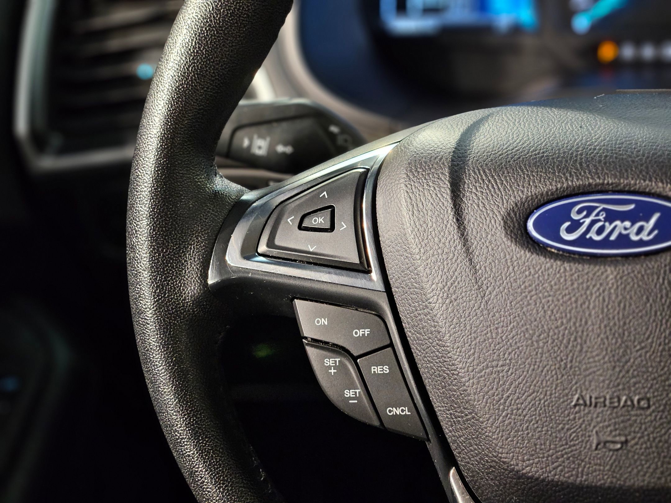 Used 2024 Ford Edge SEL image 27