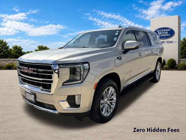 Used 2022 GMC Yukon XL SLT w/ SLT Premium Package AWD/4WD image 3