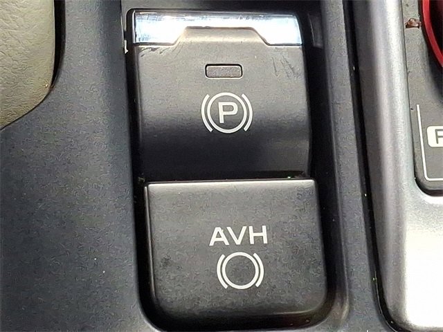 Used 2020 Subaru Forester Premium image 24