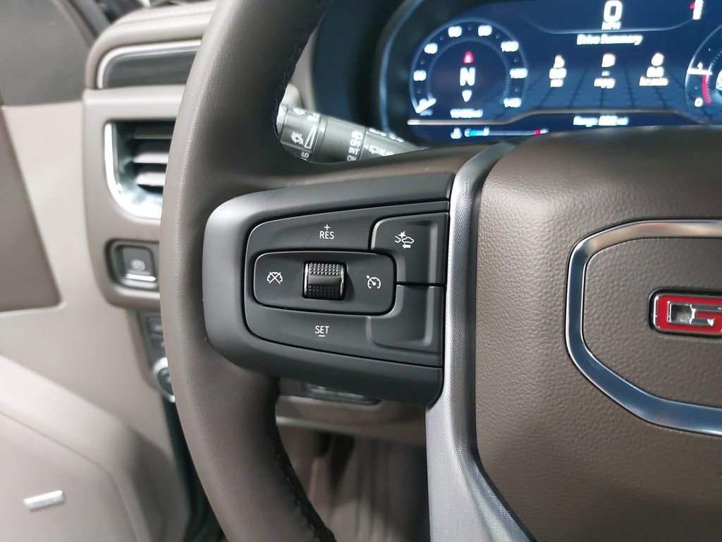 Used 2024 GMC Yukon SLT w/ Max Trailering Package image 19