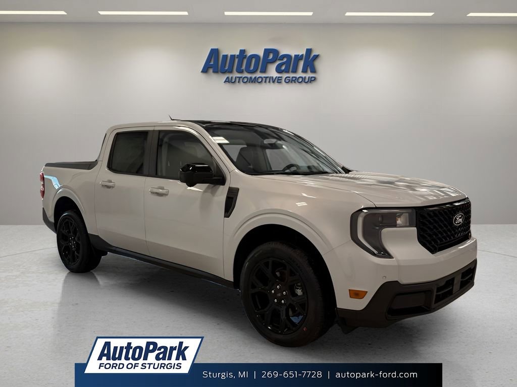New 2026 Ford Maverick Lariat w/ Black Appearance Package
