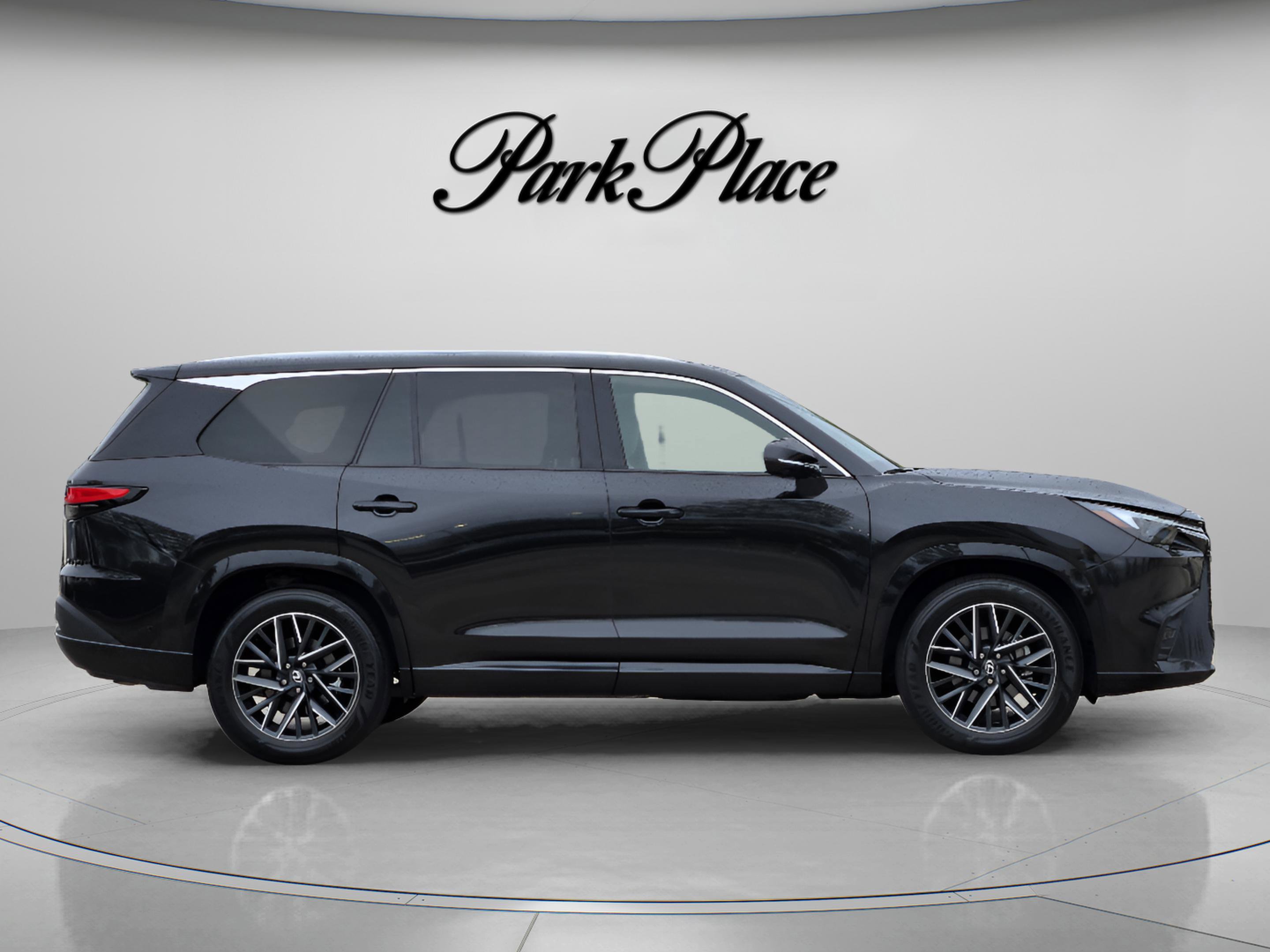 Certified 2025 Lexus TX 350 AWD w/ Technology Package image 6