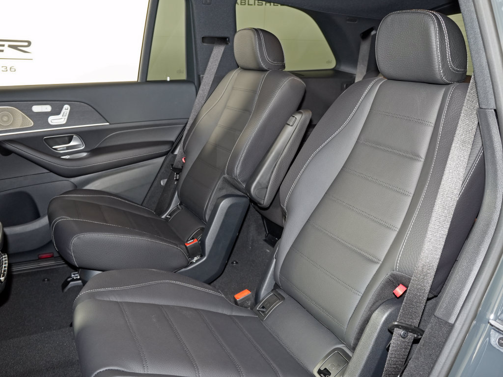 Certified 2026 Mercedes-Benz GLS 450 4MATIC image 29