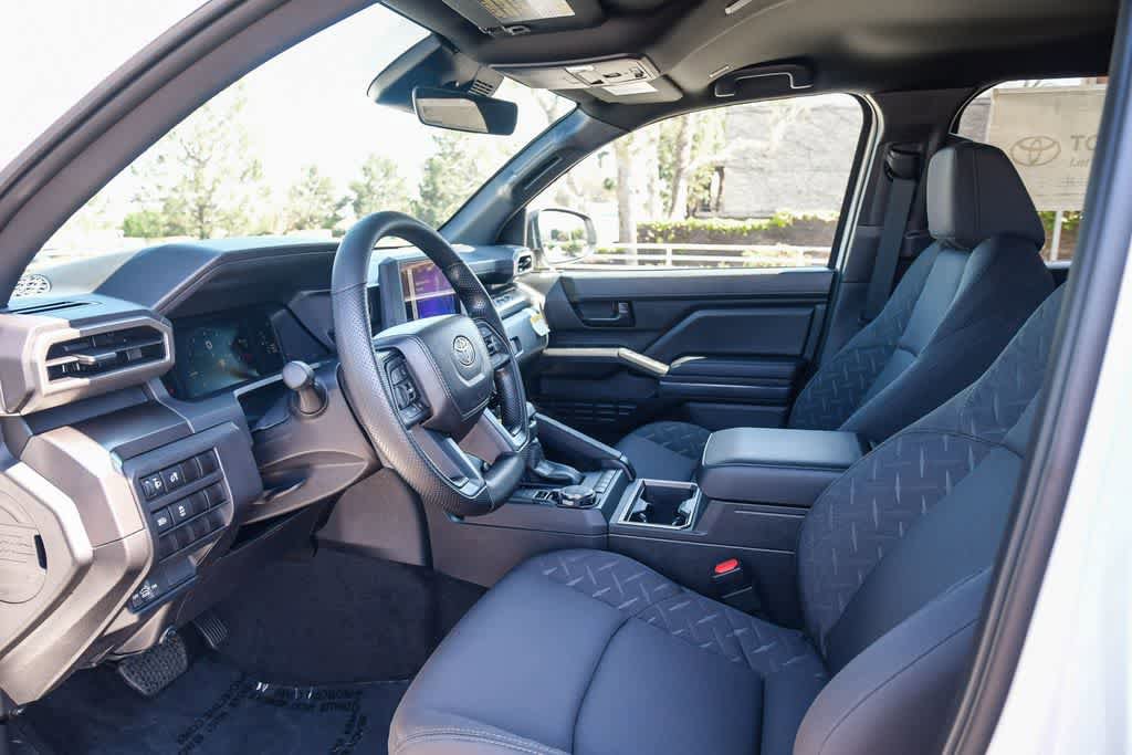 New 2026 Toyota Tacoma SR5 AWD/4WD image 17