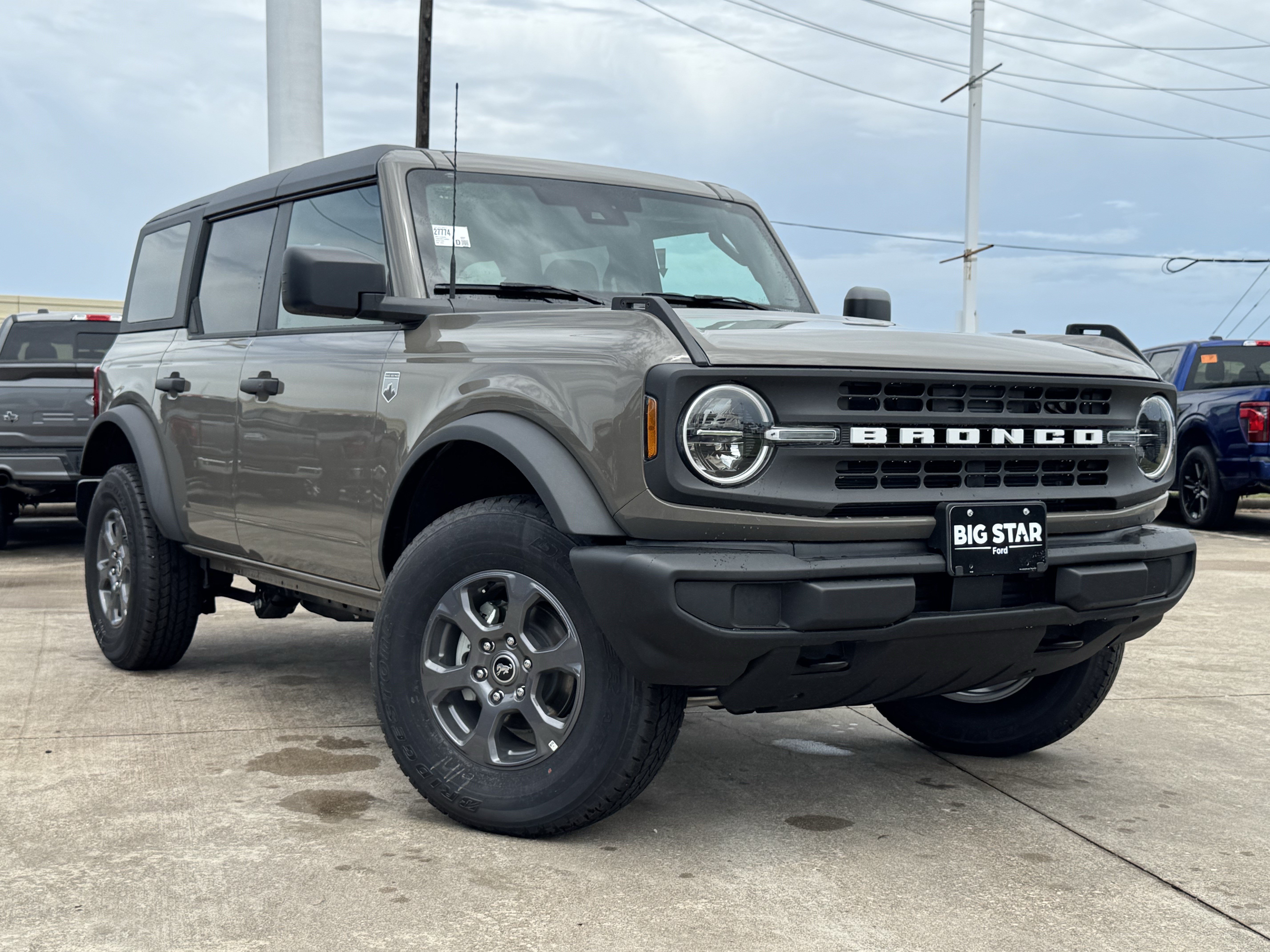 New 2026 Ford Bronco Big Bend AWD/4WD image 2