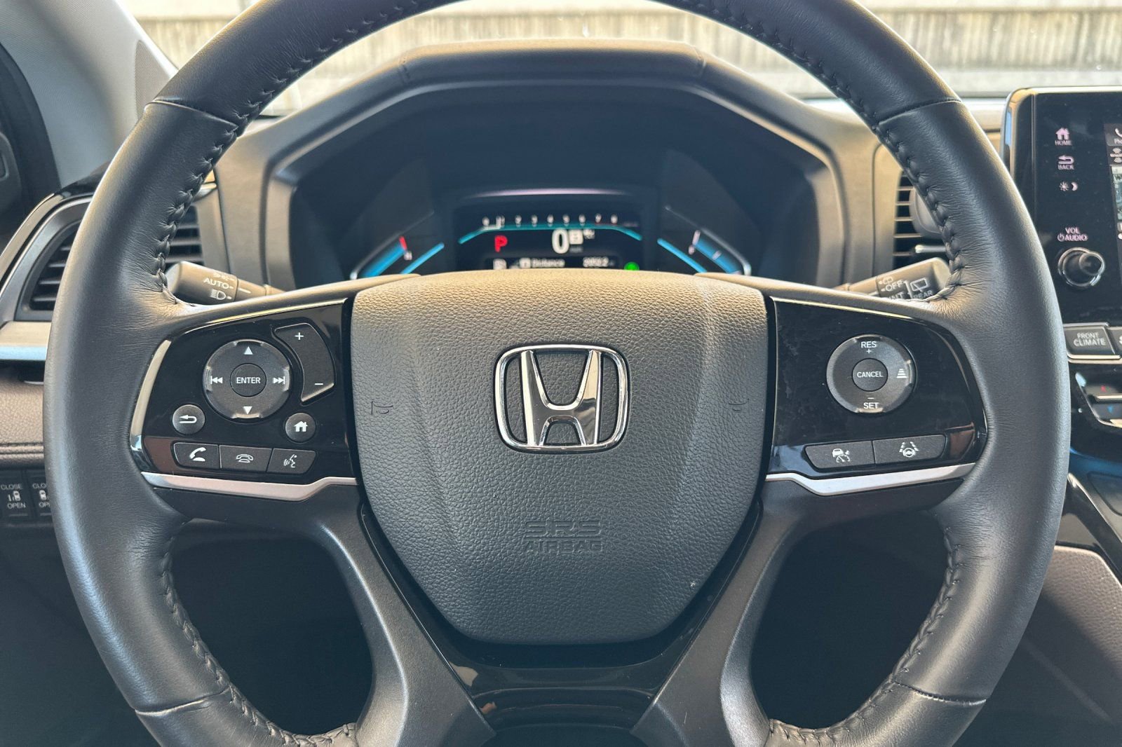 Certified 2024 Honda Odyssey Touring image 25