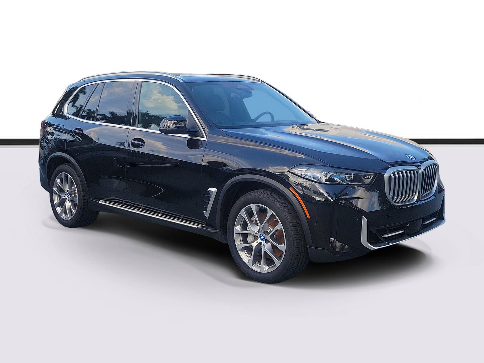 Used 2025 BMW X5 xDrive50e AWD/4WD image 1