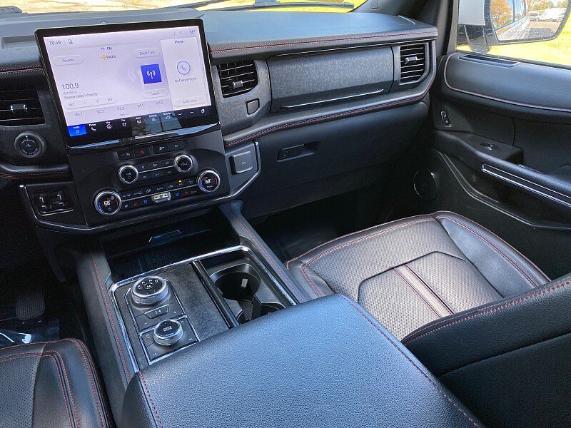 Used 2023 Ford Expedition Limited AWD/4WD image 21