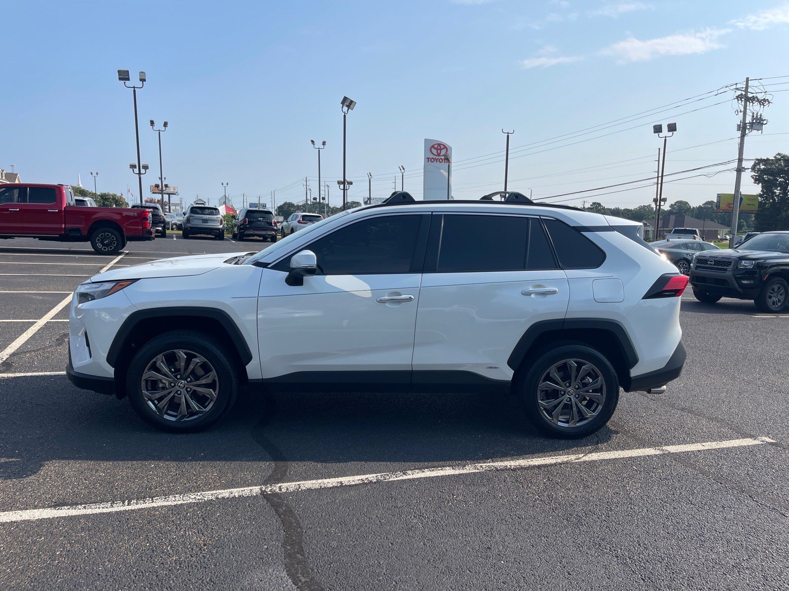 Used 2025 Toyota RAV4 Limited w/ Advanced Technology Package AWD/4WD image 13