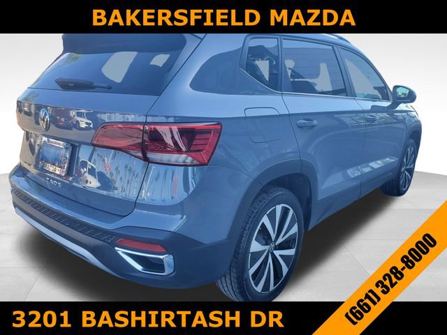 Used 2023 Volkswagen Taos SE image 5