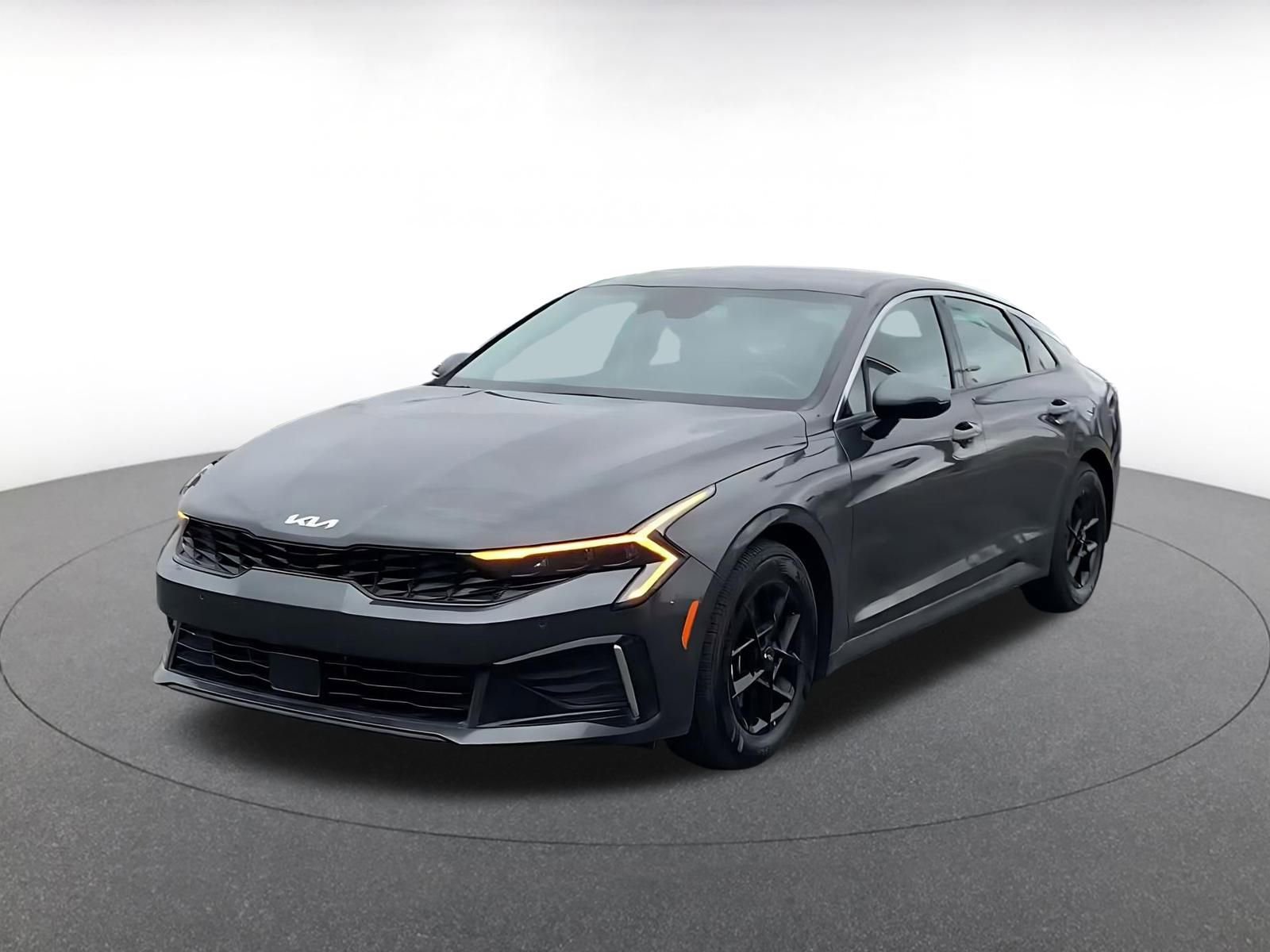 Used 2025 Kia K5 LXS FWD image 7