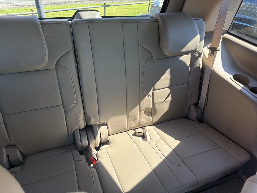 Used 2016 GMC Yukon SLT w/ Open Road Package image 16