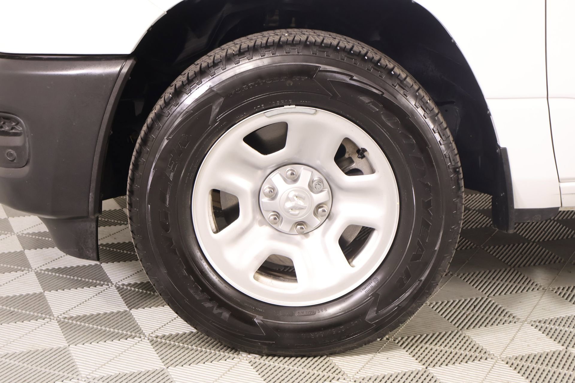 Used 2025 RAM 1500 Tradesman image 15