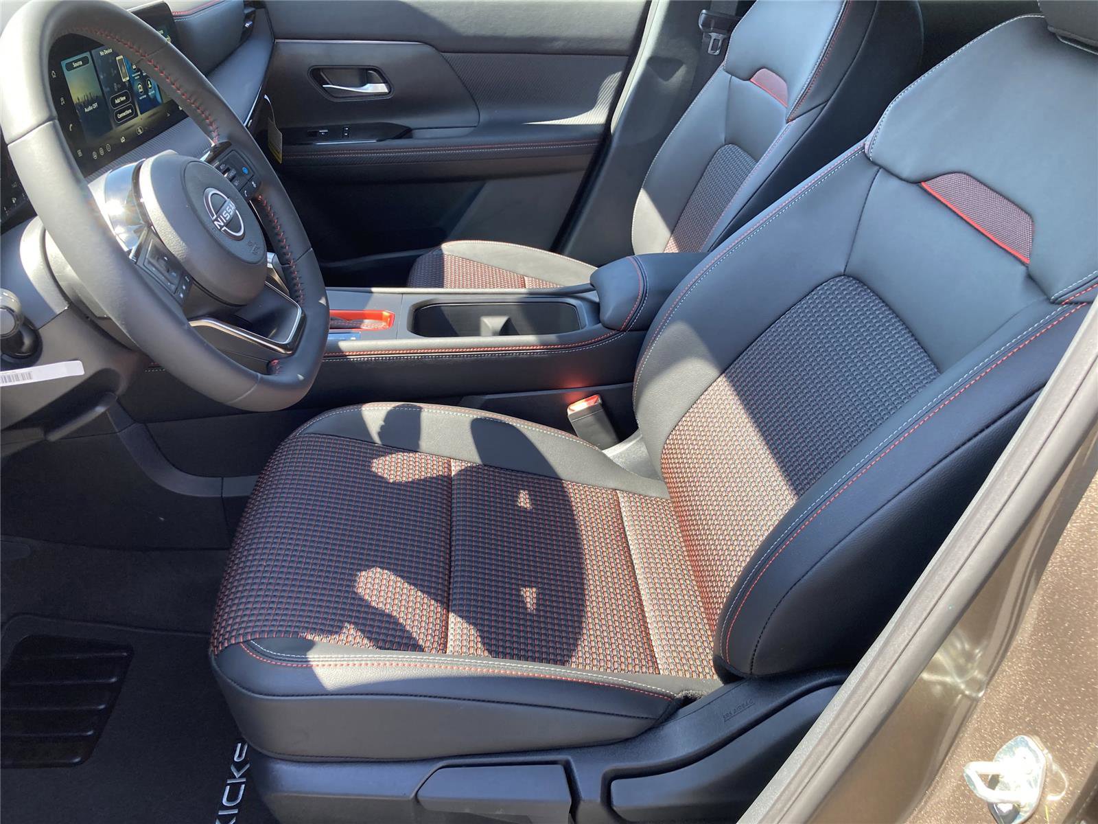 New 2026 Nissan Kicks SR image 27