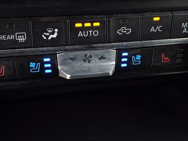Used 2023 Ford F150 Lariat w/ Equipment Group 502A High AWD/4WD image 20