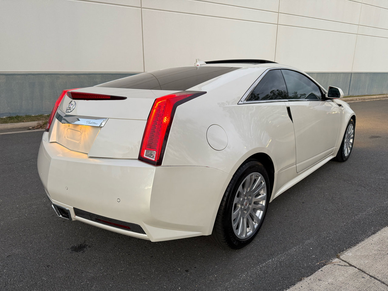 Used 2014 Cadillac CTS Premium image 12