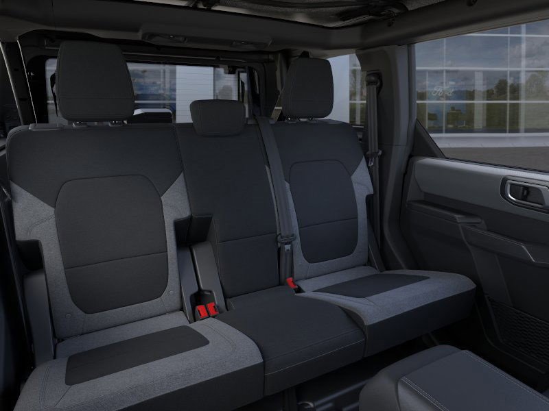 New 2025 Ford Bronco Base image 3