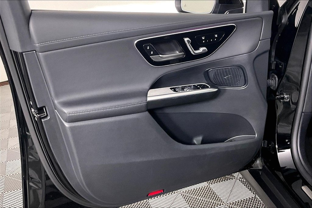 Certified 2025 Mercedes-Benz GLC 350e 4MATIC image 15