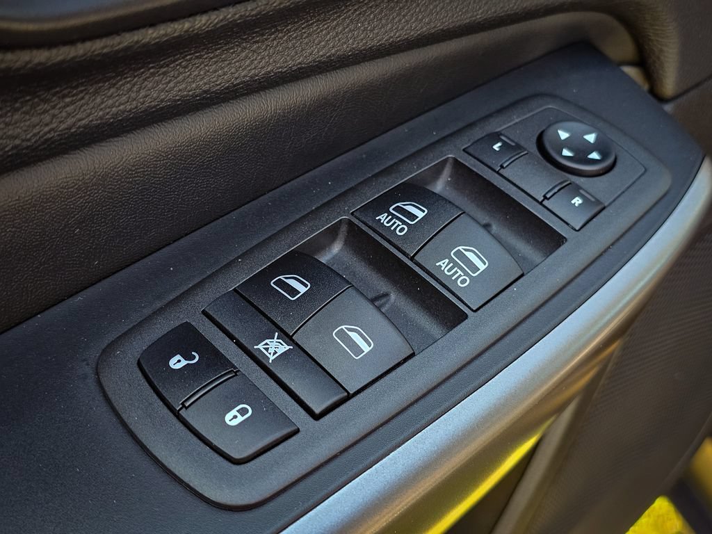 Certified 2022 Jeep Cherokee Latitude Lux AWD/4WD image 10