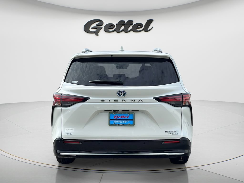 Used 2021 Toyota Sienna Platinum AWD/4WD image 6